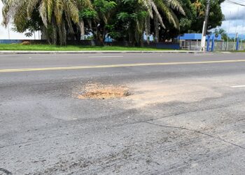 DISTRITO INDUSTRIAL – se deixar os BURACOS vão pipocar e se multiplicar rapidinho…