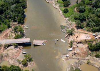 PONTES caídas da BR-319